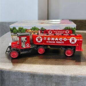 Texaco 1920 Pierce Arrow Cab Tanker Truck Bank